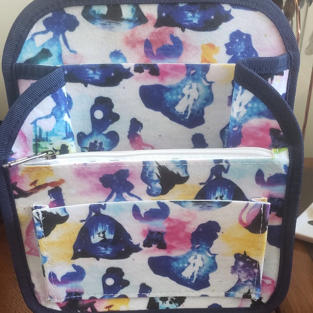 Loungefly Disney Organizer *Small flaw